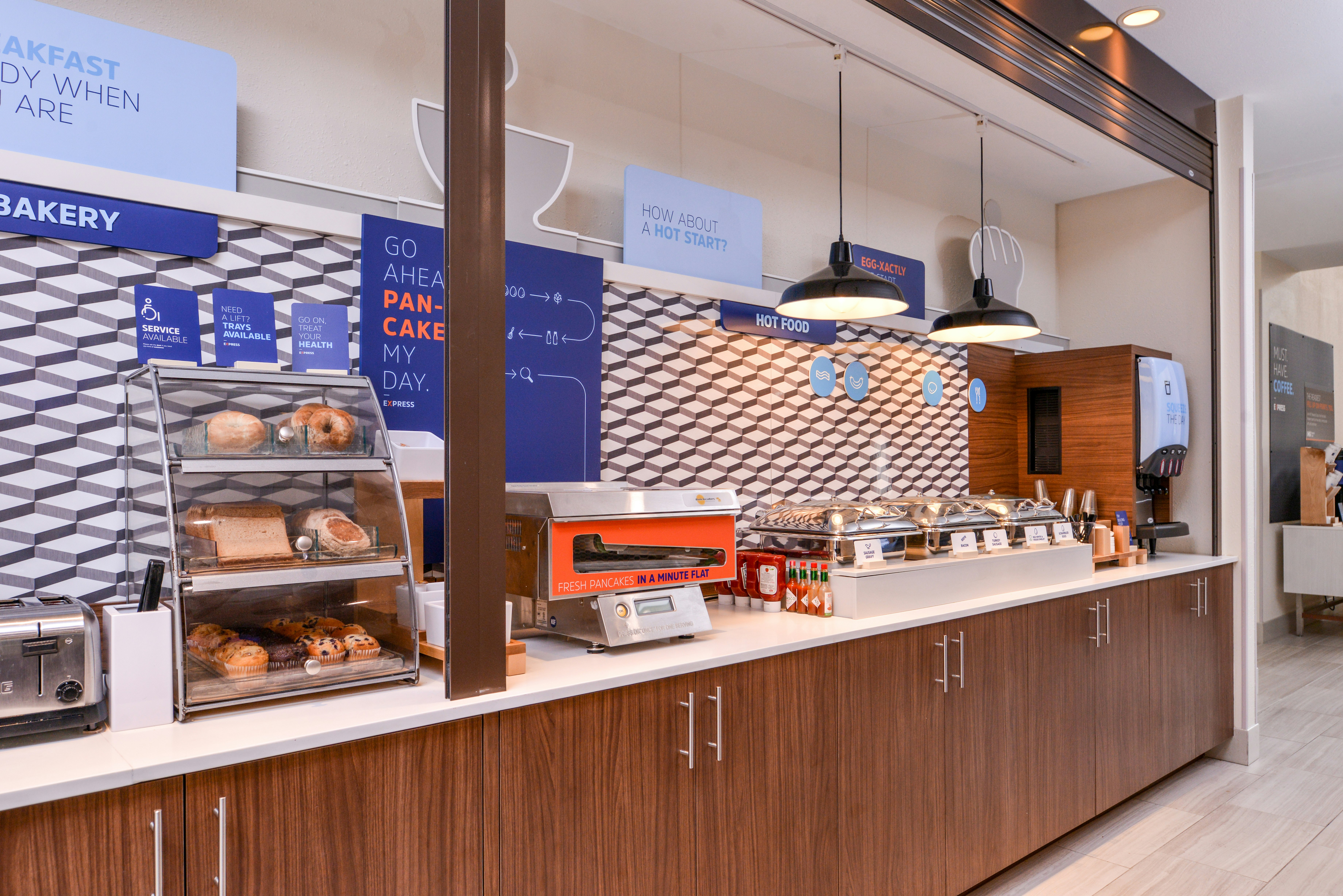 Holiday Inn Express Tampa N I-75 - University Area by IHG 8/69