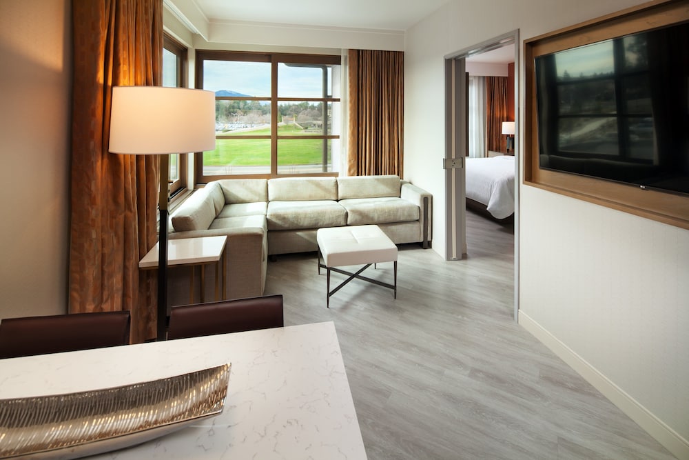 SHERATON REDDING HOTEL AT THE SUNDIAL BRIDGE 34/57
