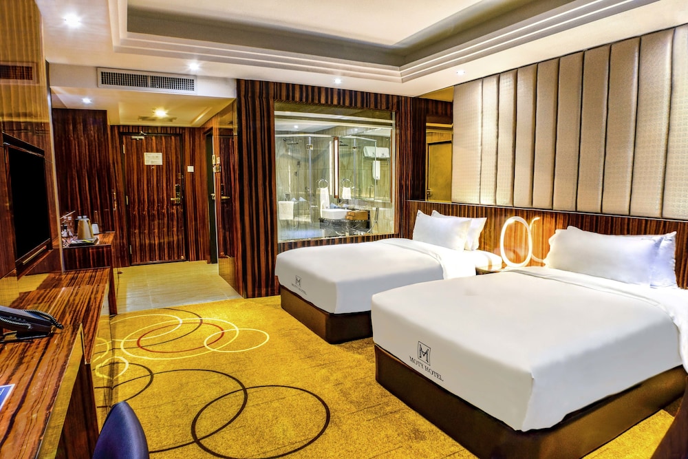 Moty Hotel 36/62