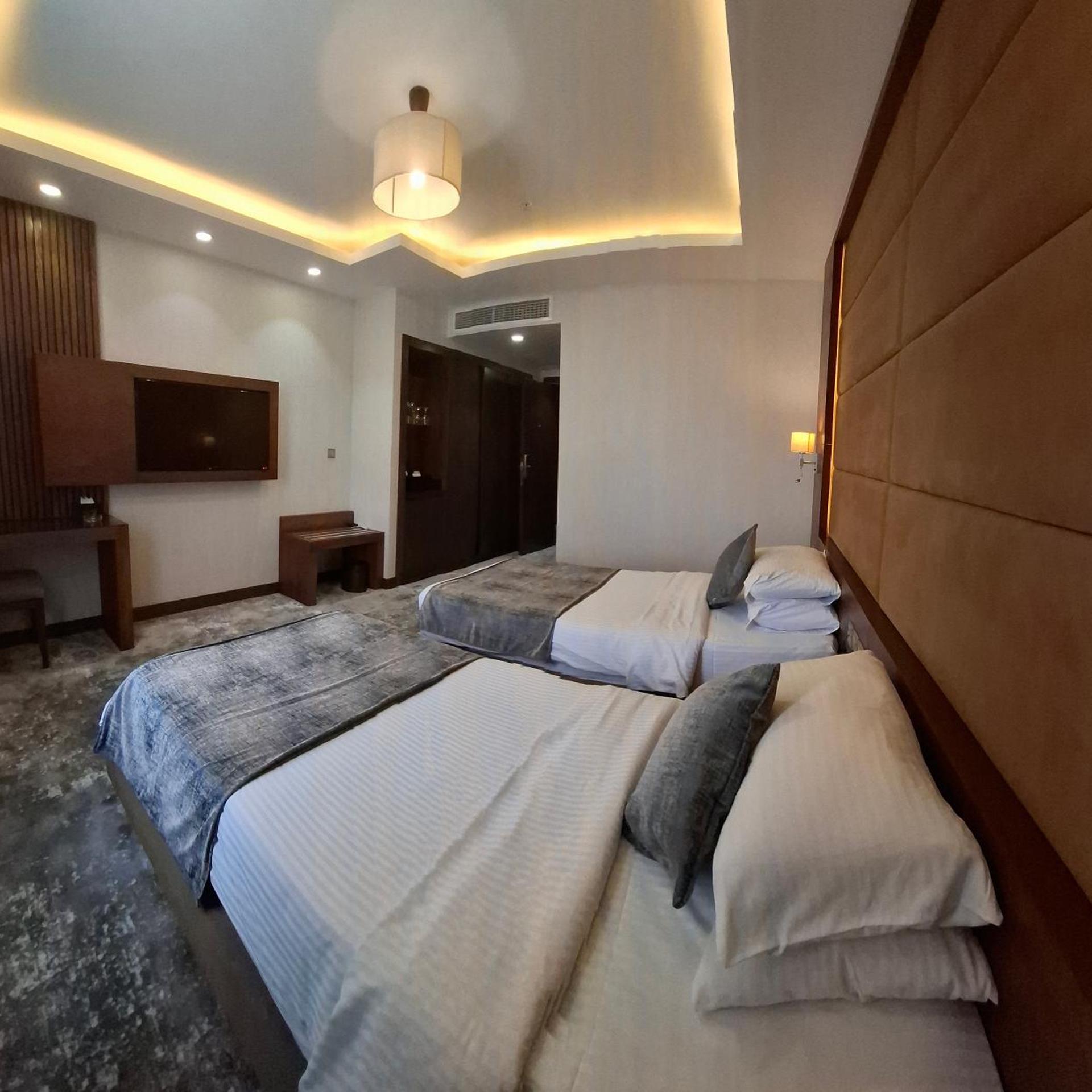Hyksos Hotel 25/62