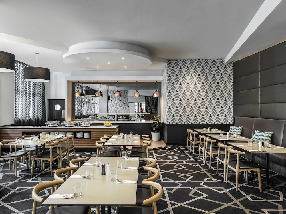 Mantra Parramatta 54/72