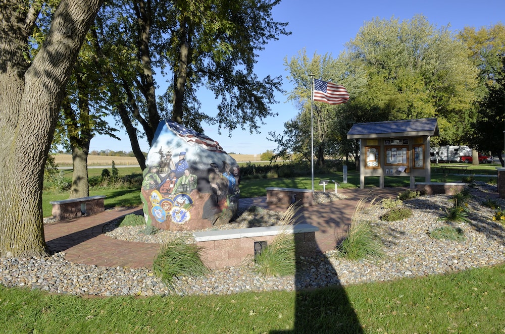 Cobblestone Inn & Suites - Manning 41/50