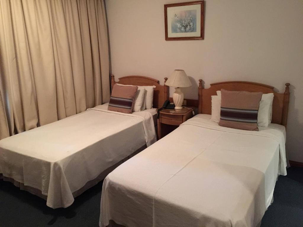 Crystal Palace Hotel 16/49