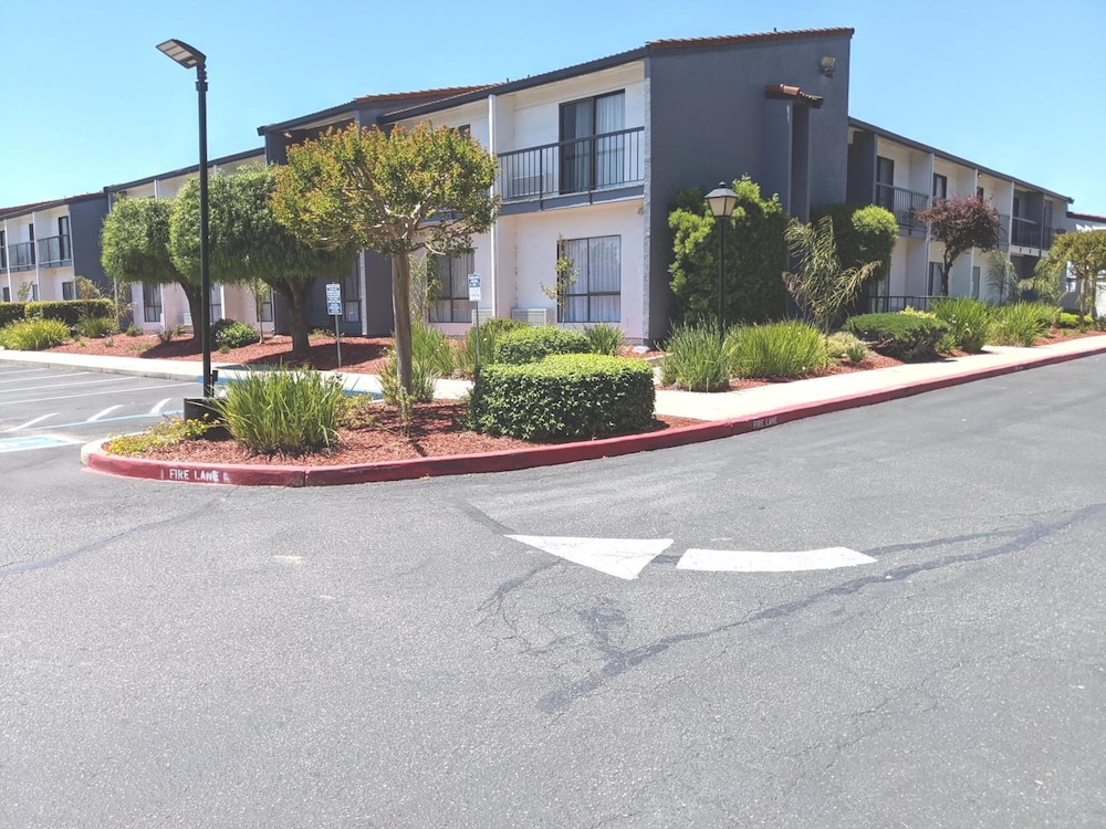 Quality Inn & Suites South San Jose / Morgan Hill 29/42