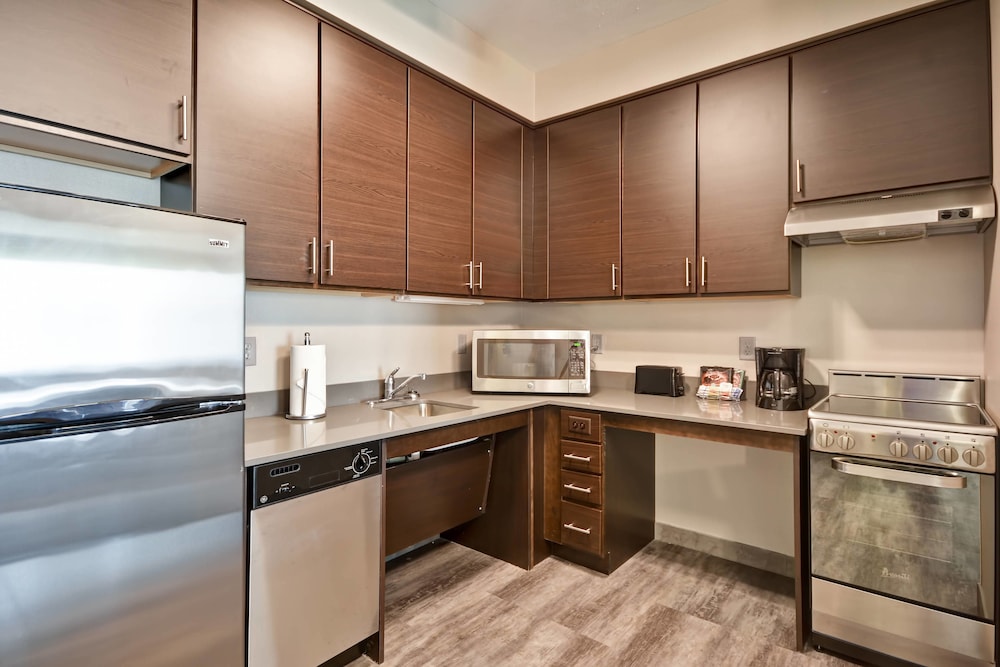 TOWNEPLACE SUITES CRANBURY SOUTH BRUNSWICK 40/50