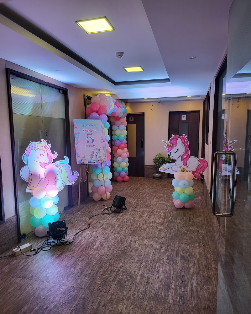 HOTEL MAHARANA INN 45/50