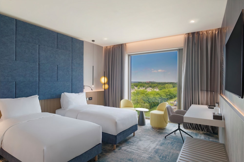 Mercure Oradea 15/42