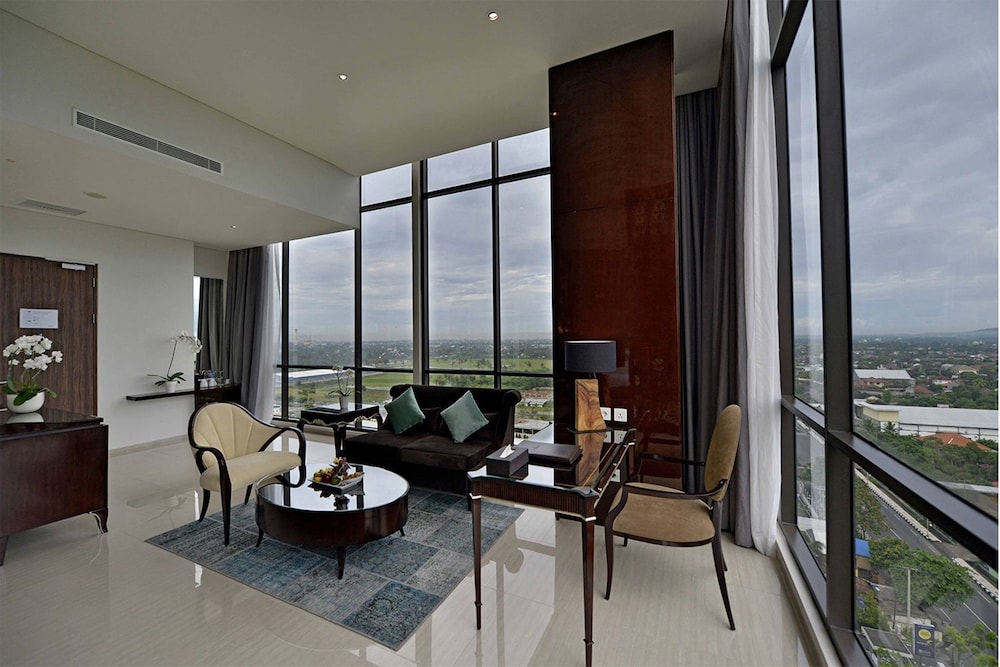 Lombok Astoria Hotel 30/50