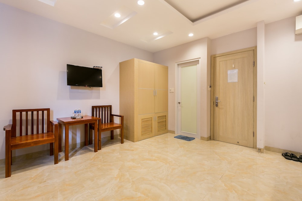 Bin Bin Hotel 3 42/50
