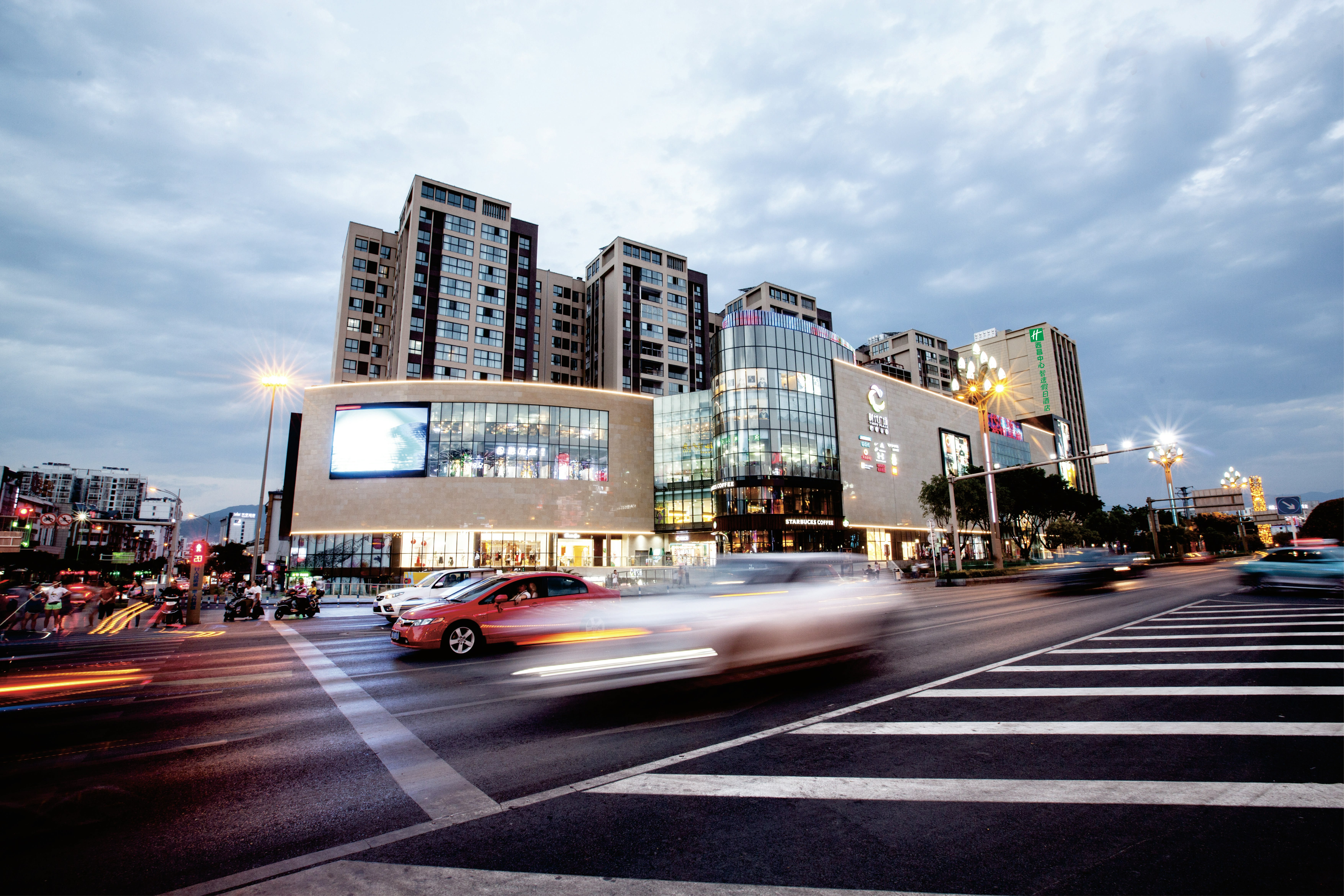 Holiday Inn Express Xichang City Center 42/47