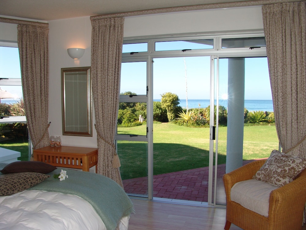 Diaz 15 House on the Bay 13/58