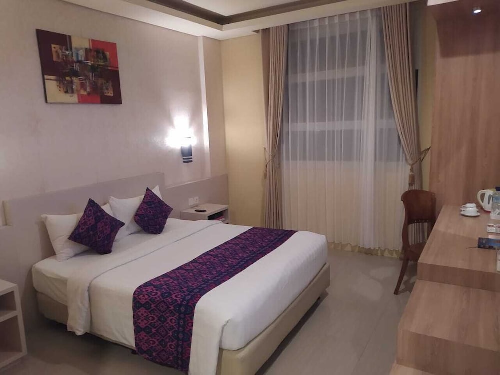1 BEDROOM, STANDARD, DOUBLE OR TWIN BED