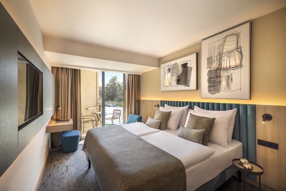 Aminess Vival Maestral Hotel 23/72