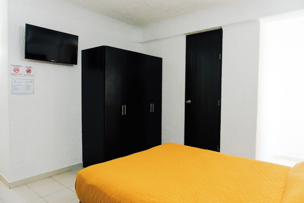 Antillano Hotel 25/60