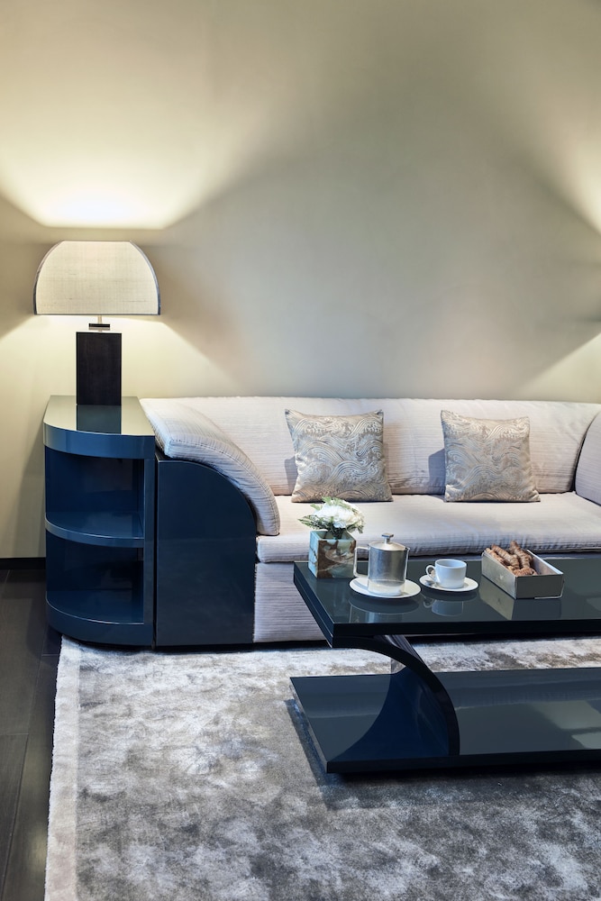 Armani Hotel Milano photo3