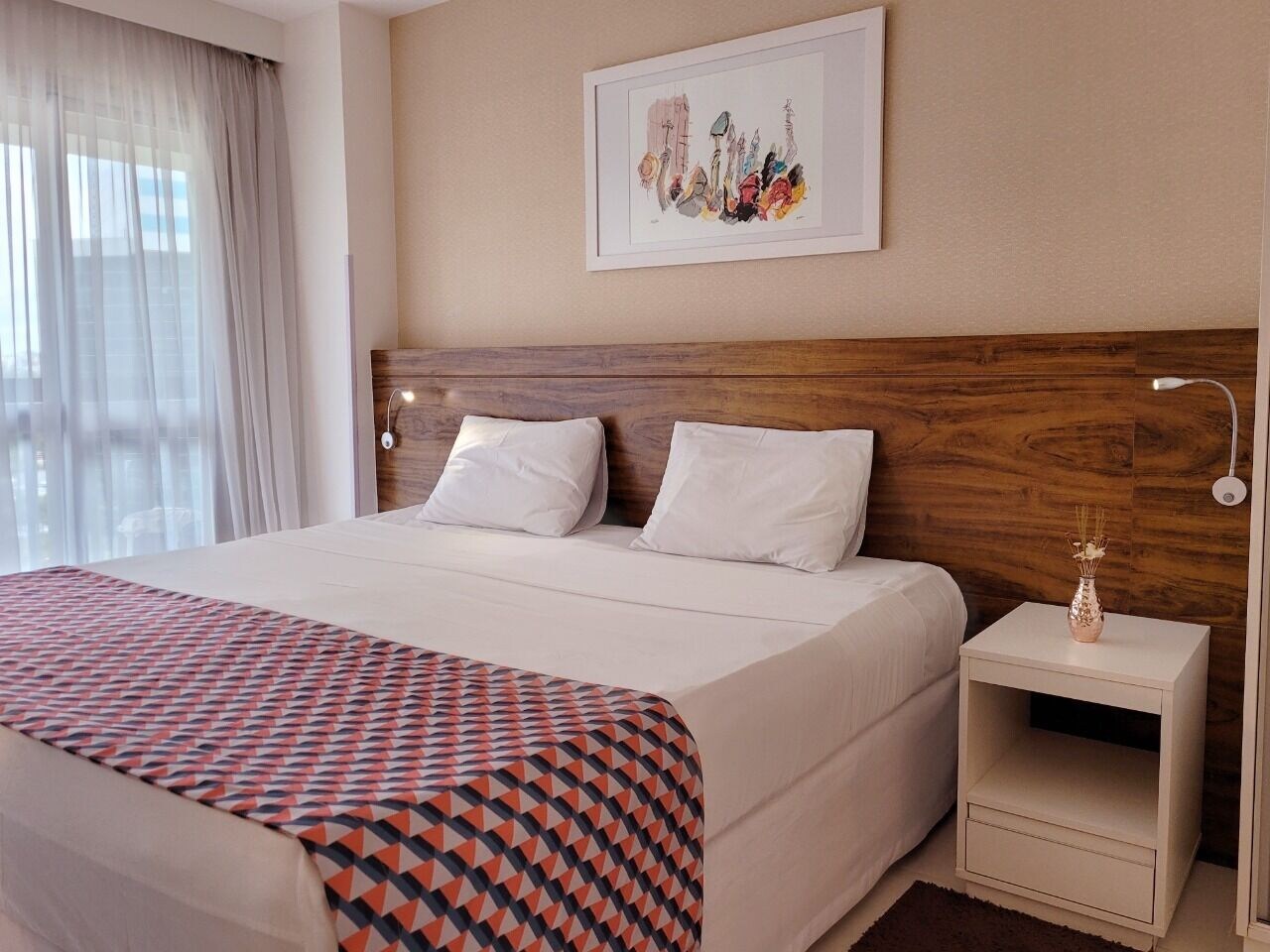 ROOM, TWIN BEDS, KITCHENETTE