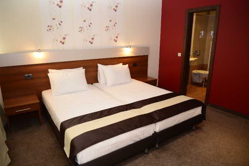 Standard, Double Bed