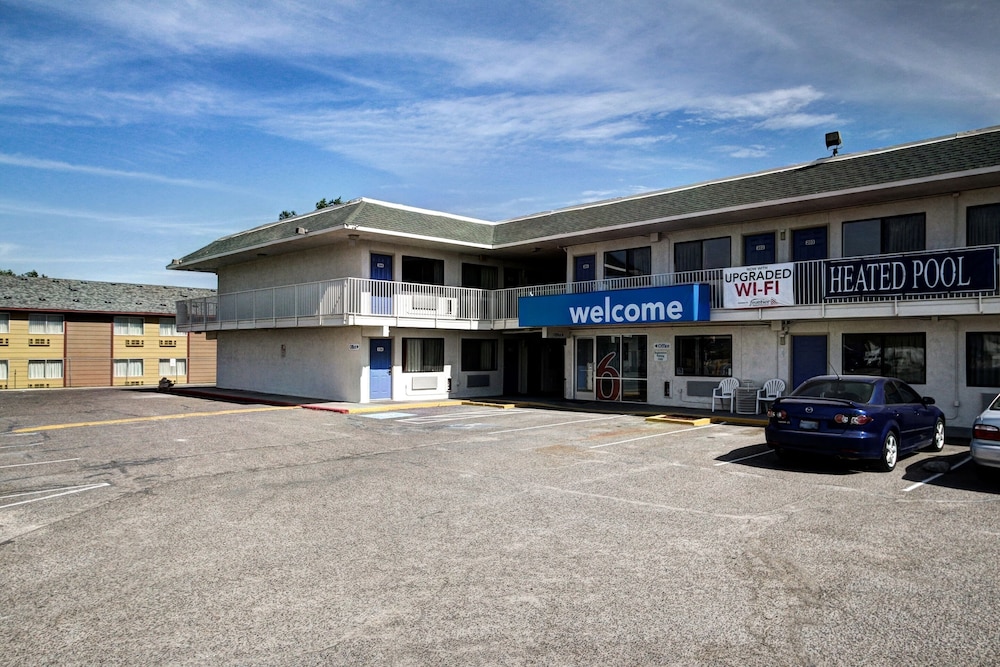 Park Inn by Radisson, Wells 47/59