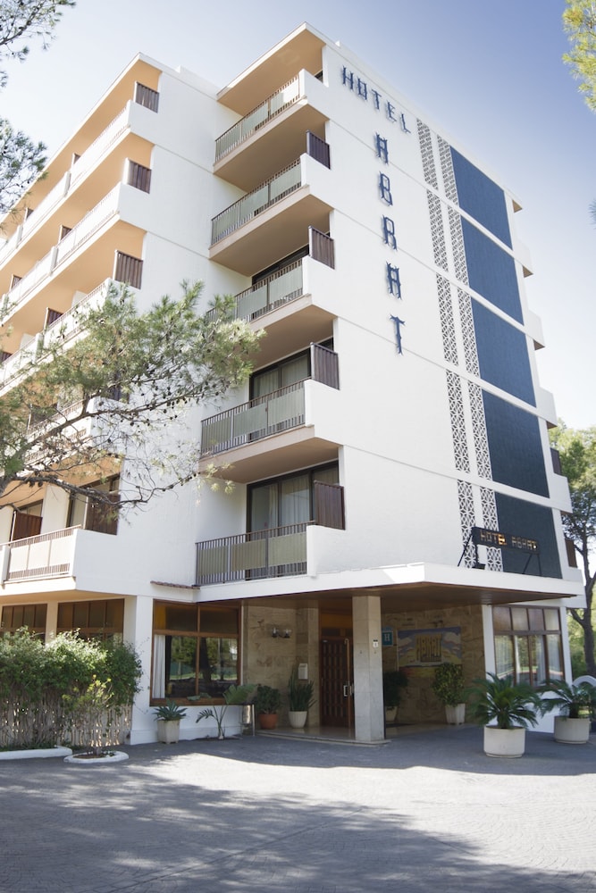 Abrat Hotel 56/64