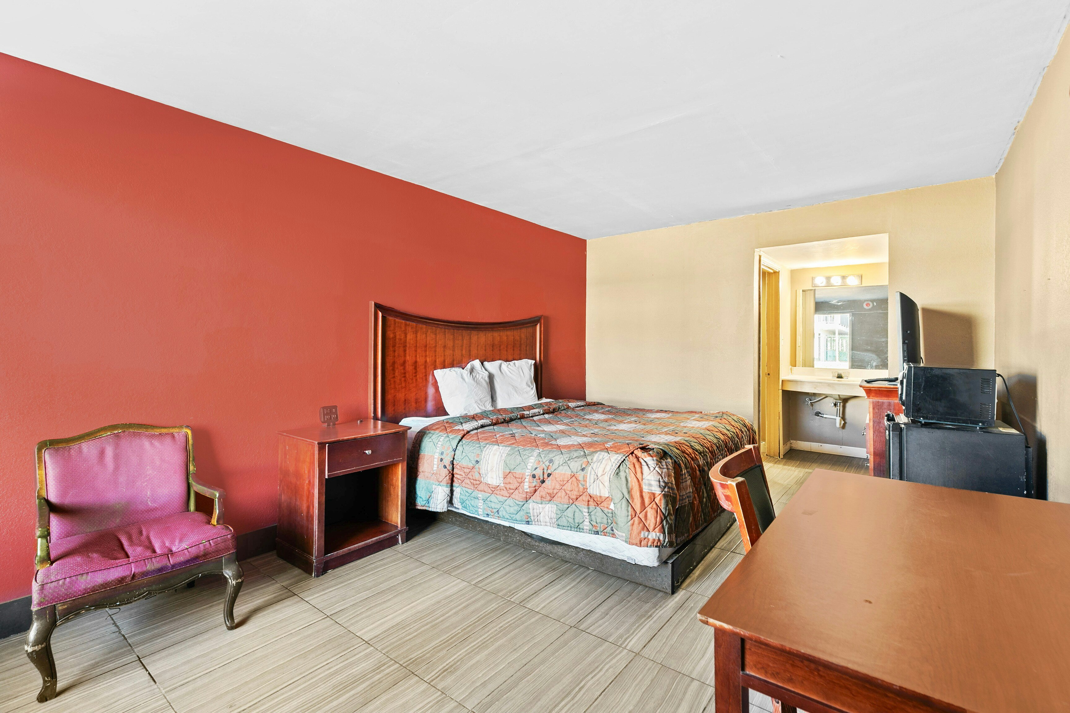 Luxury Inn By Hotel O Hattiesburg, MS 21/50