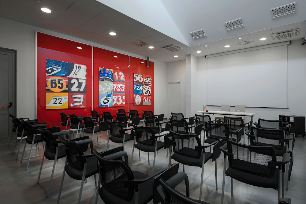 Maranello Village 57/70