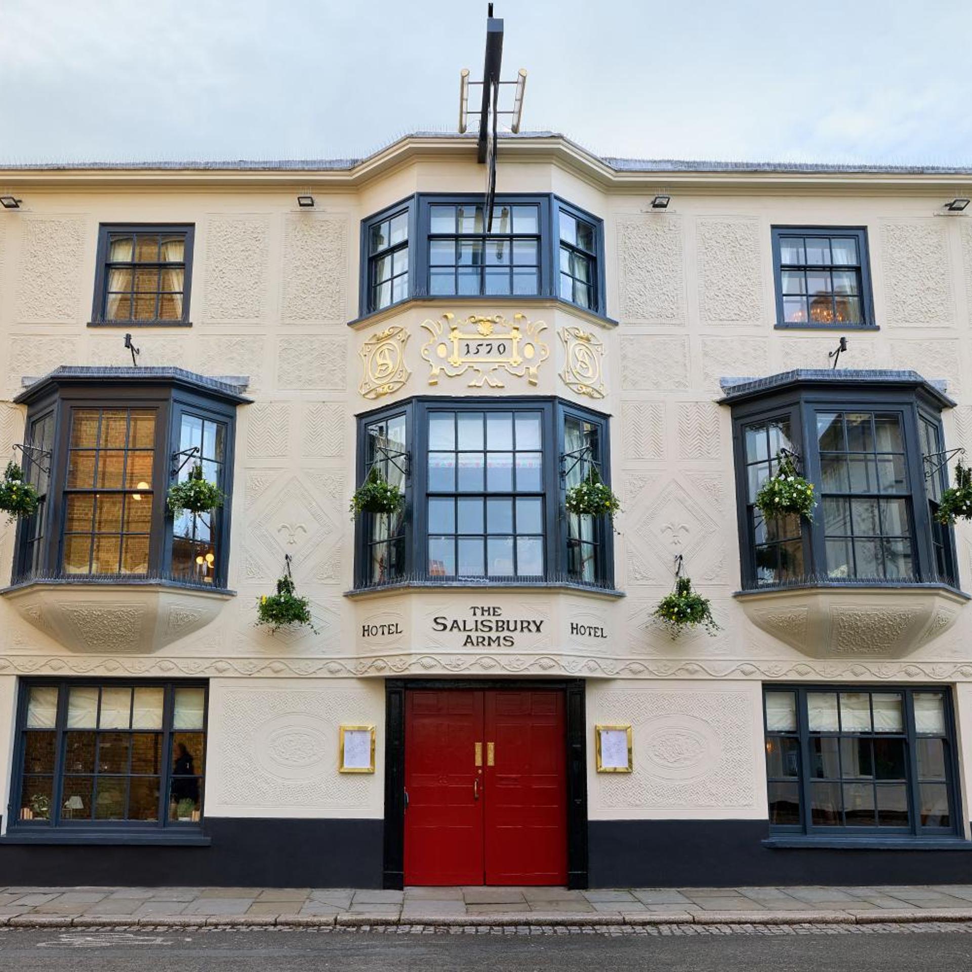 Salisbury Arms Hotel 2/54