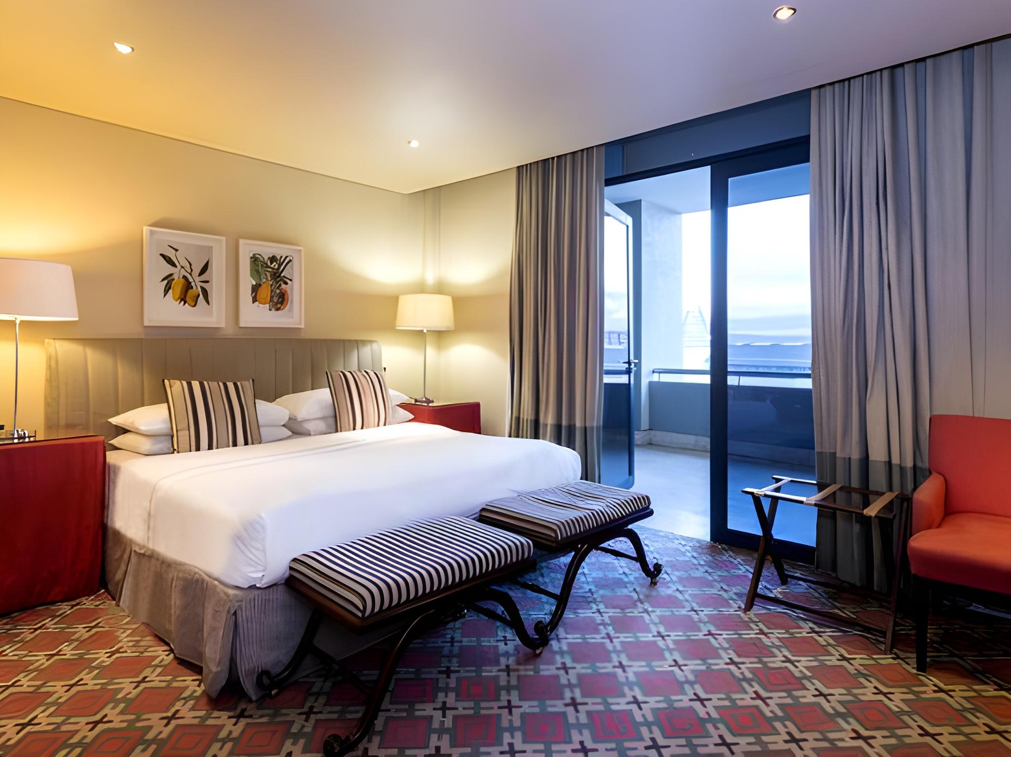 3 Bedrooms, Penthouse