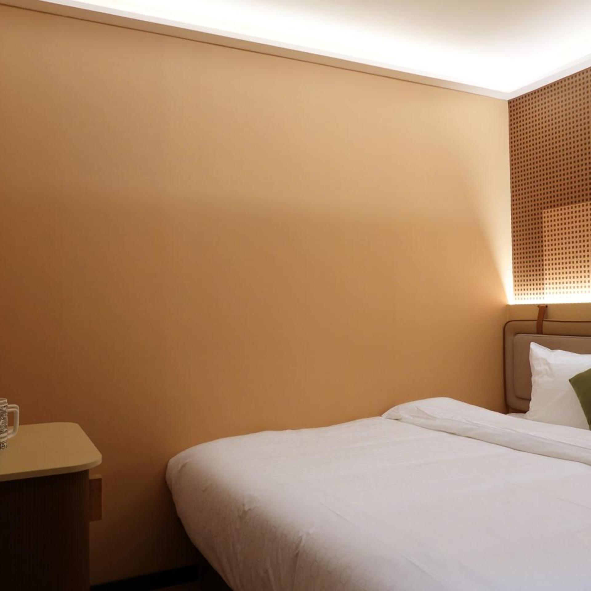 Hotel 165 31/45