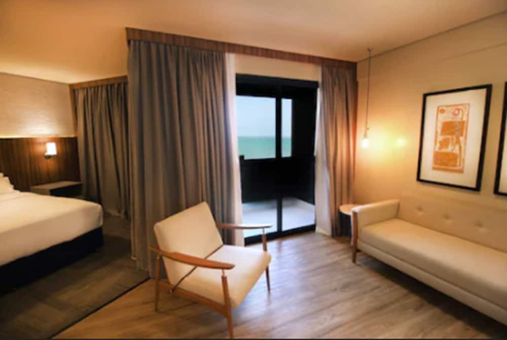 HOLIDAY INN FORTALEZA 26/76