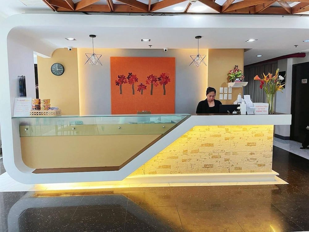 Travelbee Fuente Inn 8/52