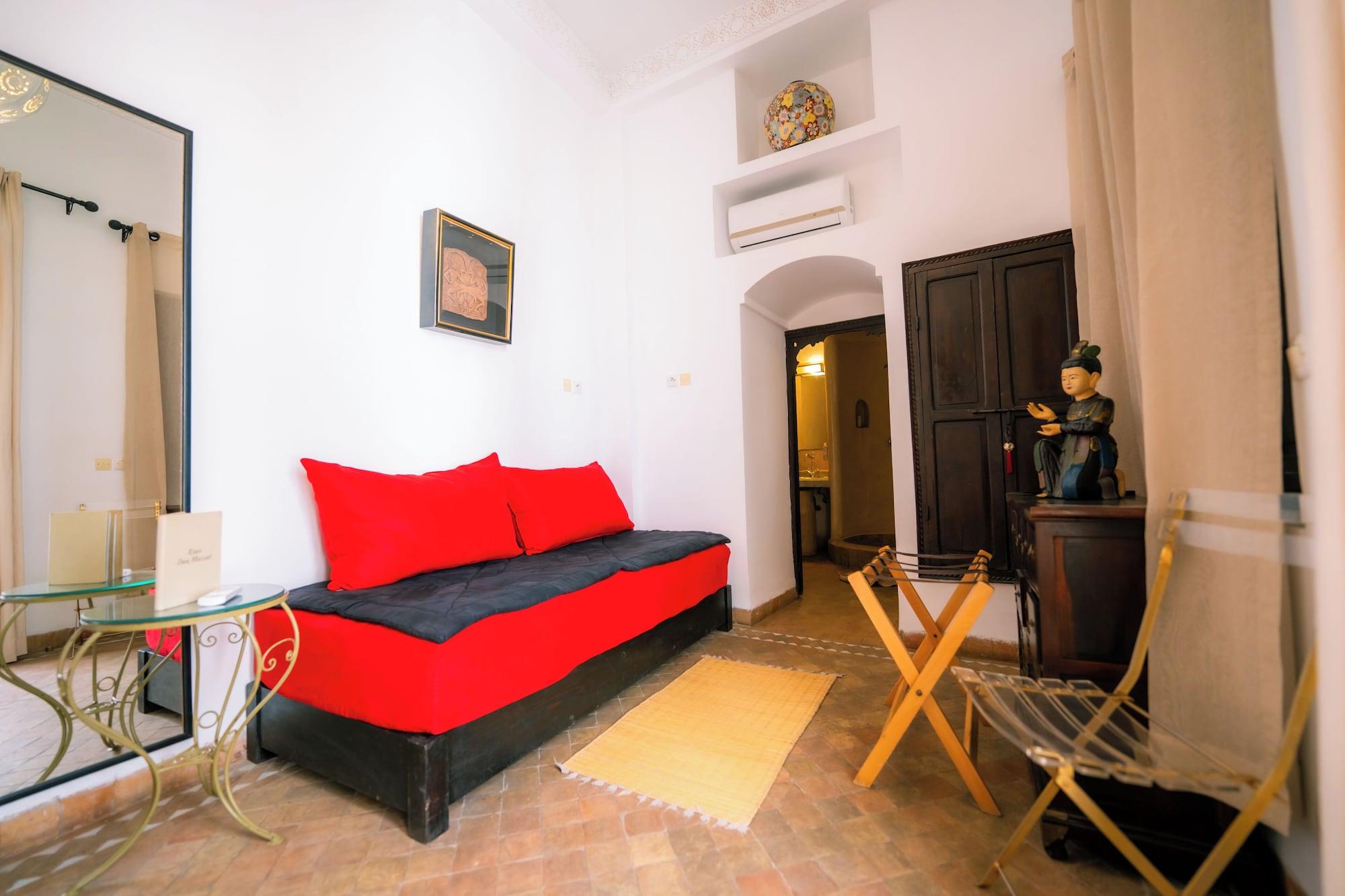 جناح جونيور، Riad Dar Massai 3/6