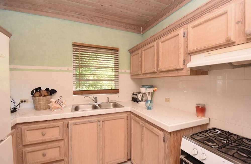 THE SUGAR APPLE BED AND BREAKFAST 4/50
