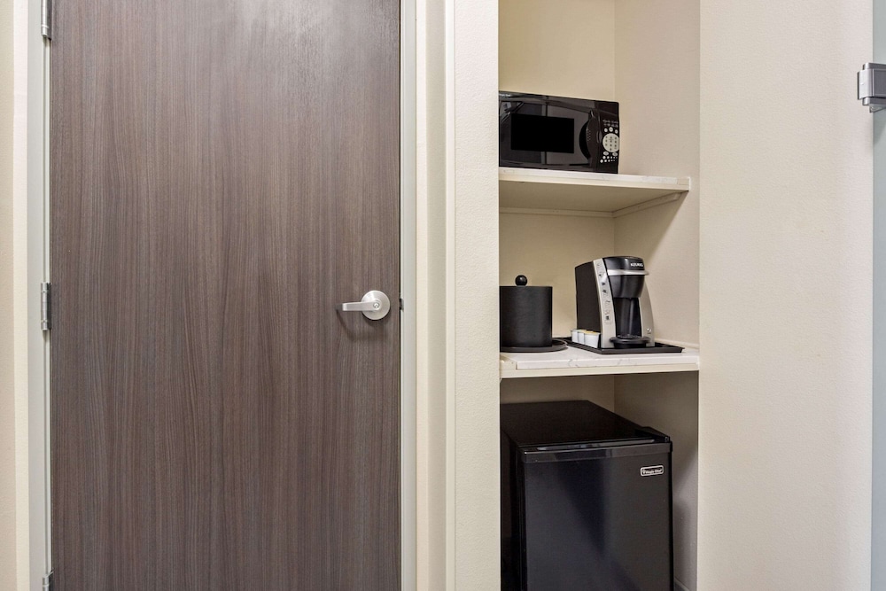 La Quinta Inn Suites By Wyndham Morgan Hill San Jose South 41/46