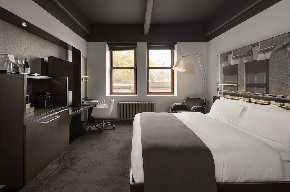 CLASSIC, KING BED
