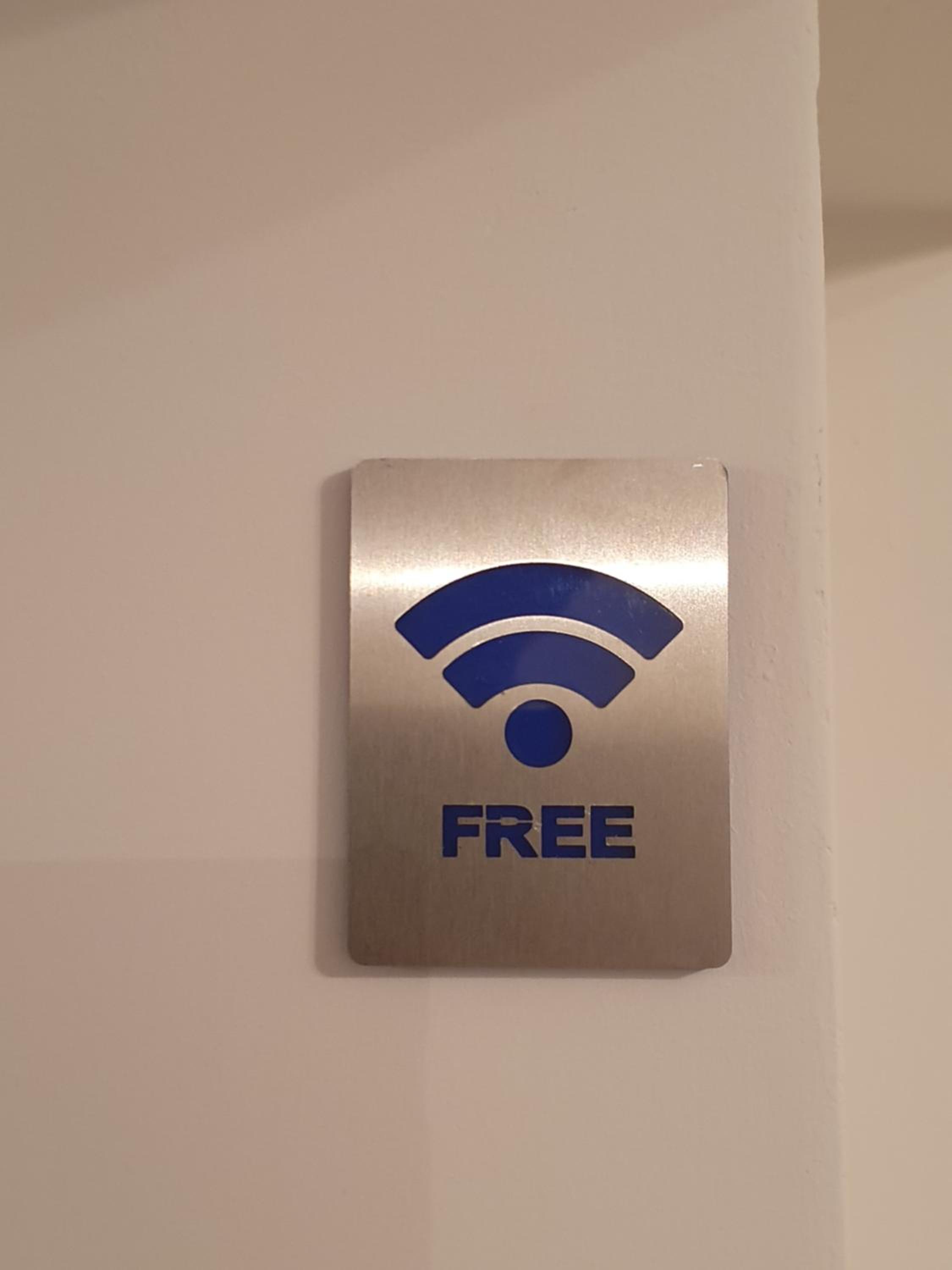 City Centre Stylish Rooms 4/10