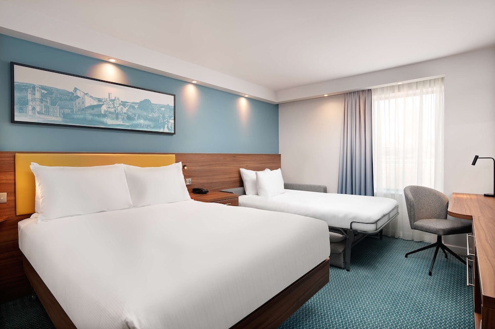 Hampton by Hilton Canterbury 23/61