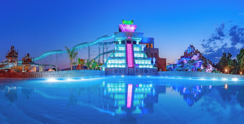 Orka World Hotel and Aqua Park 8/64