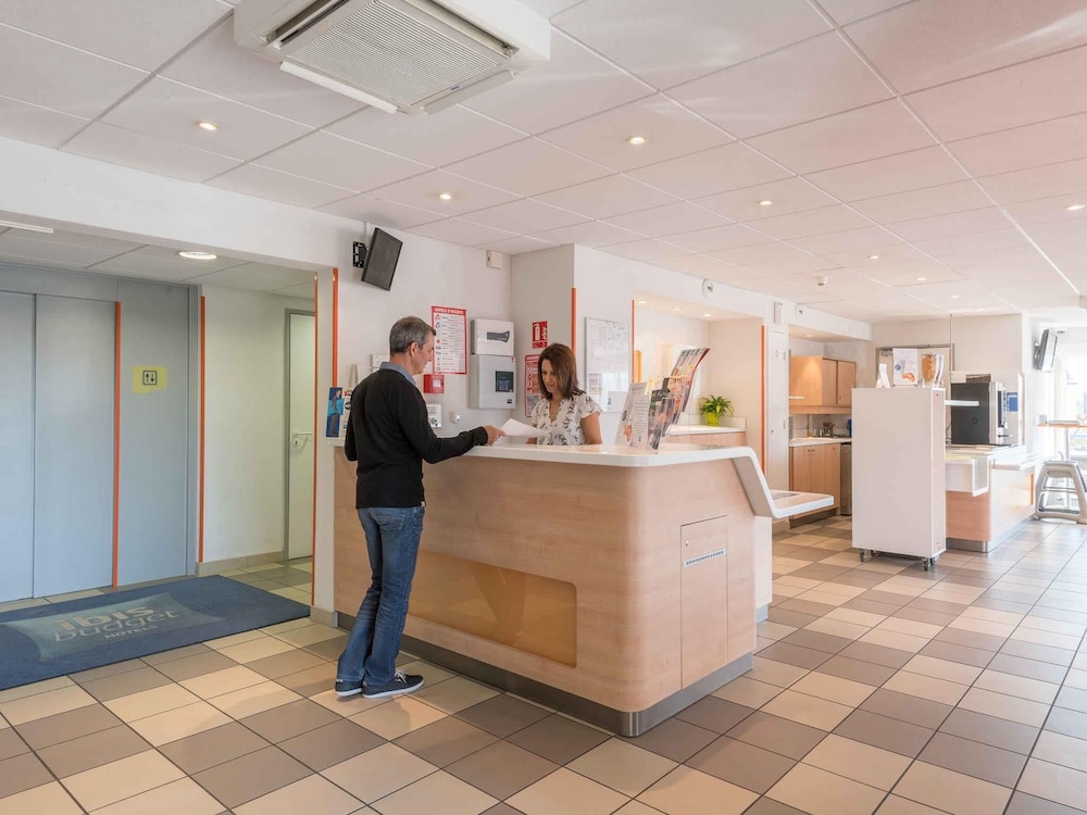 Ibis Budget Amberieu En Bugey Chateau Gaillard 3/36