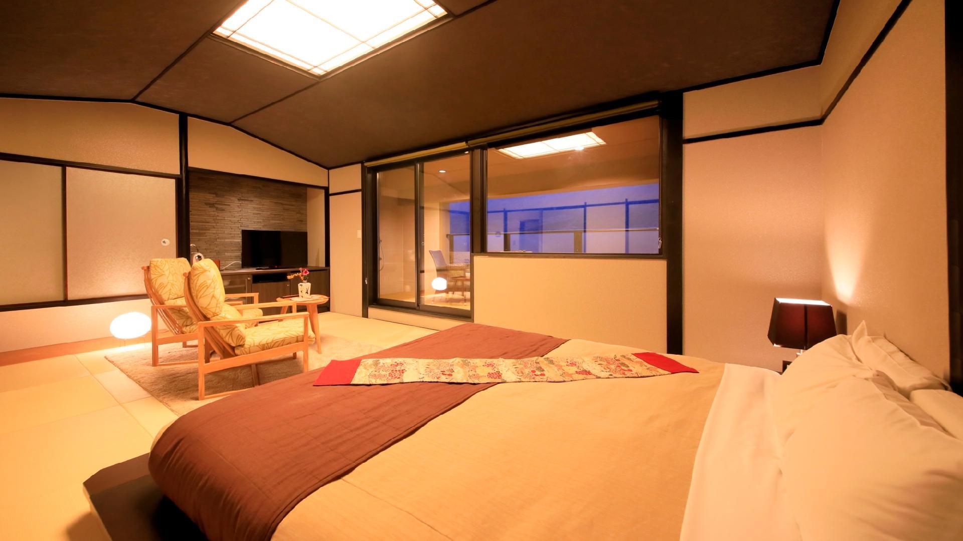 Japanese, Superior, King Bed, Mountain View, Outdoor Bath, Main Building
