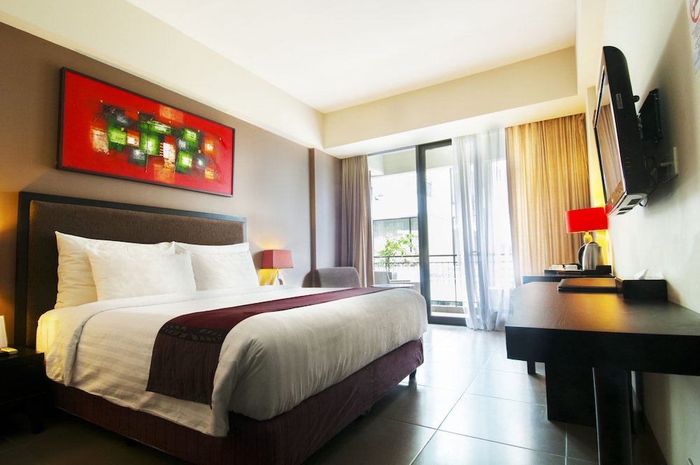 100 Sunset Hotel Kuta 18/66