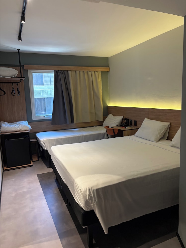 Ibis Joao Pessoa 18/55