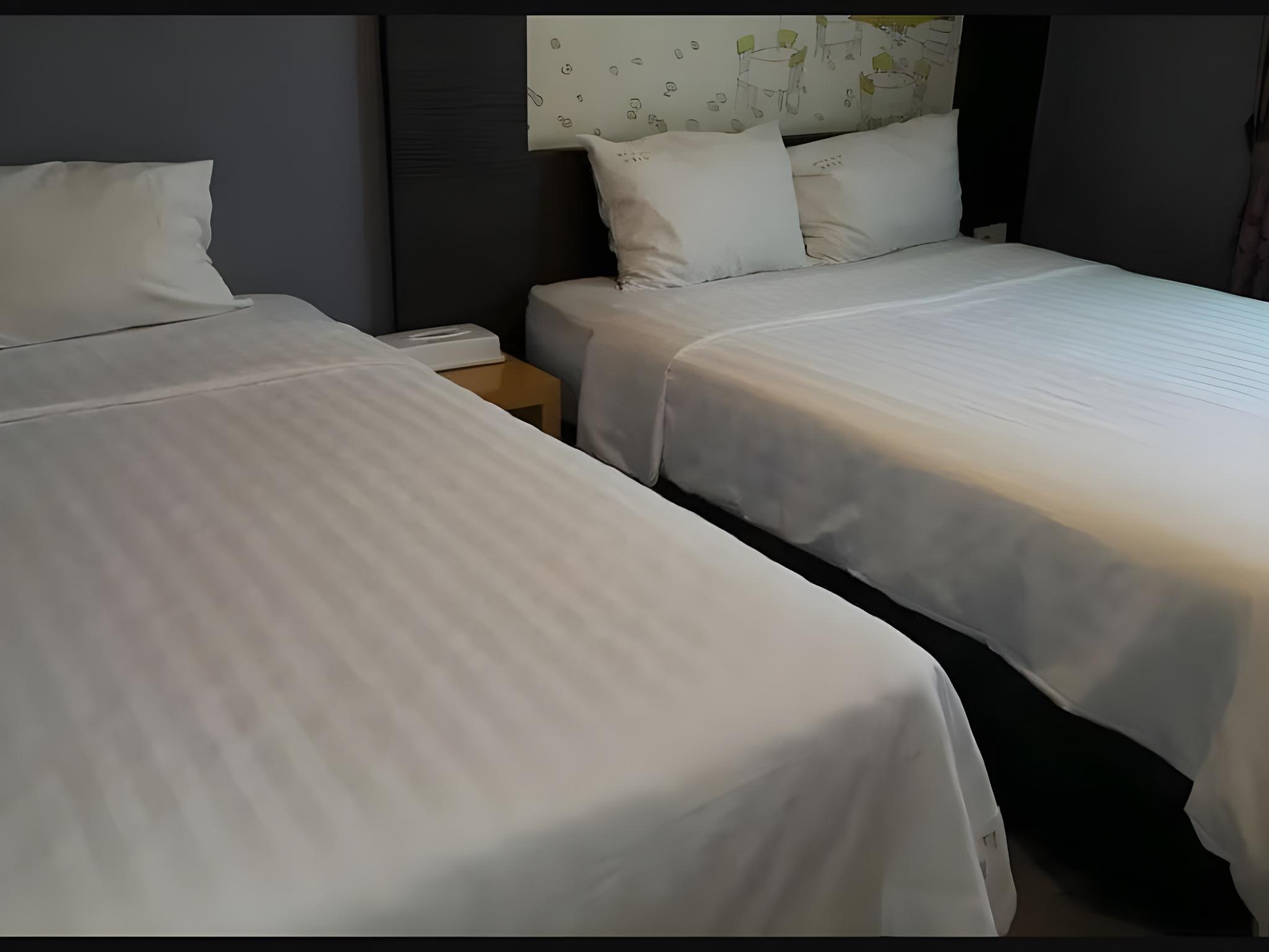 Hotel Bom 10/18