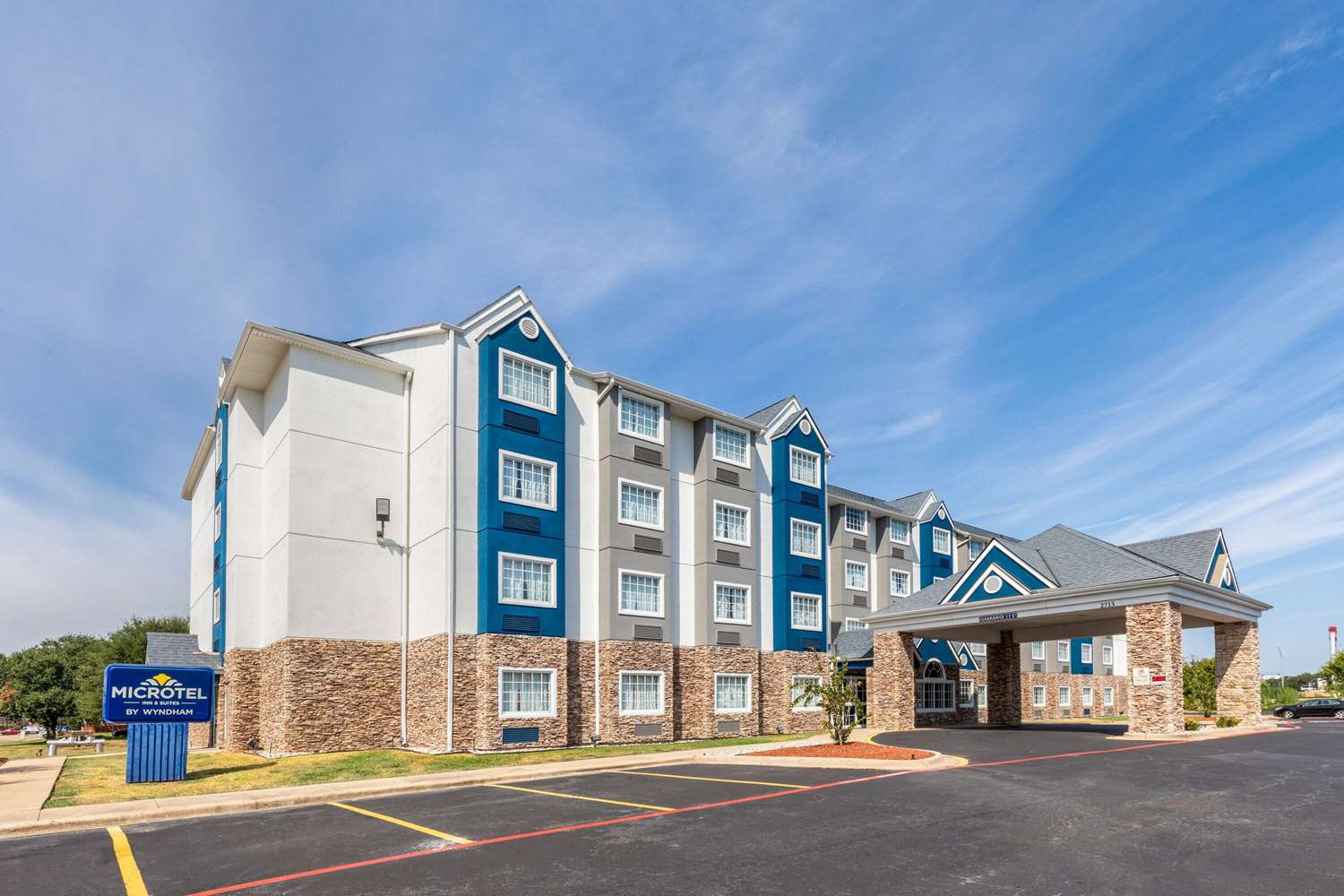 Microtel Inn and Suites by Wyndham Bossier City 31/46