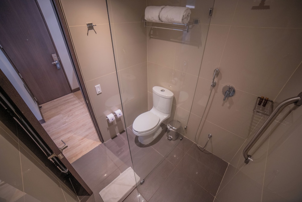 Liv Hotel Zona G 55/58