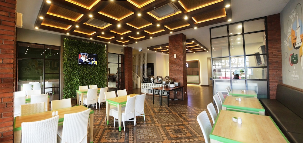 Uniq Hotel Yogyakarta 48/57