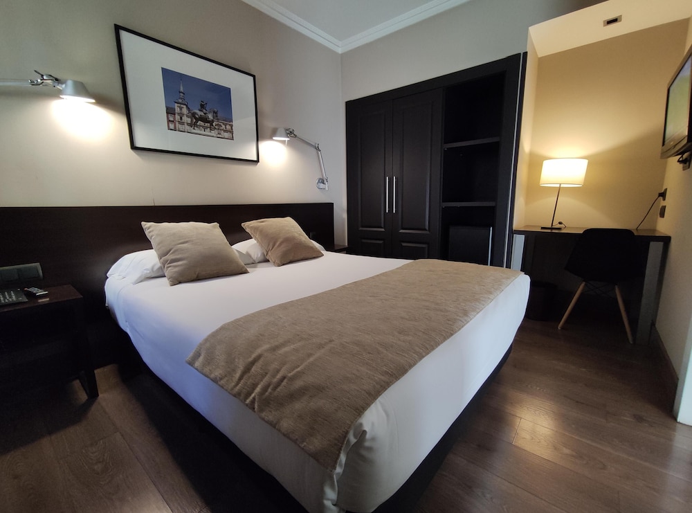 JUNIOR SUITE, DOUBLE BED
