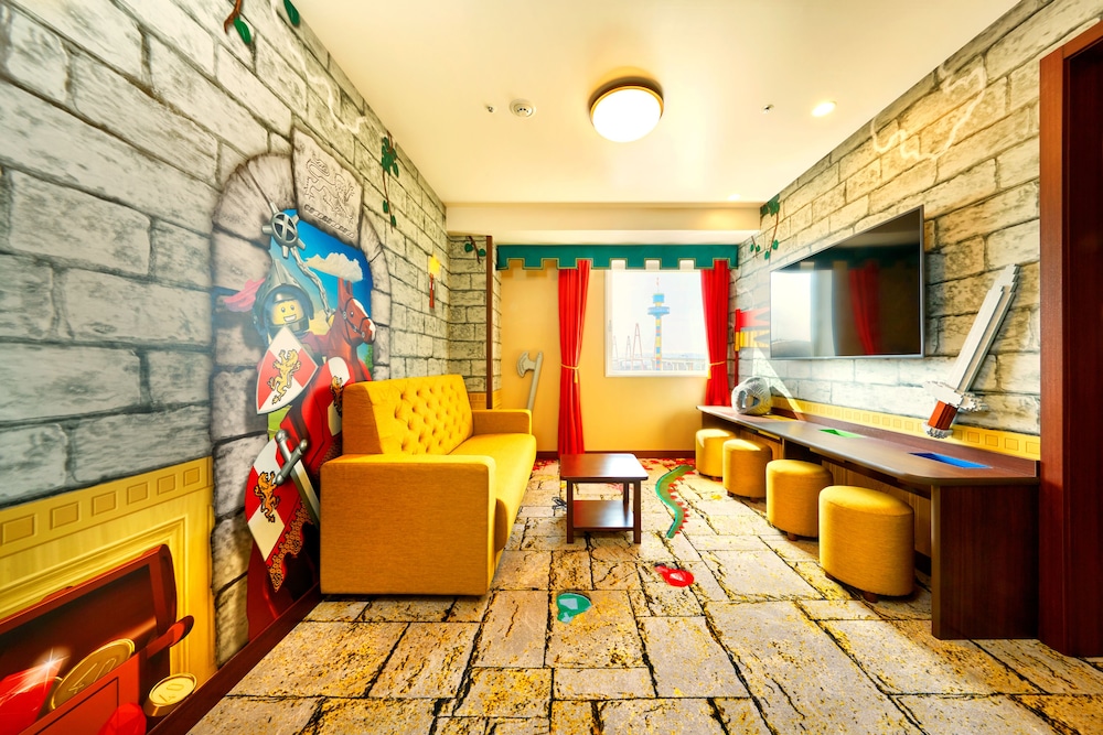 Legoland Japan Hotel 37/68