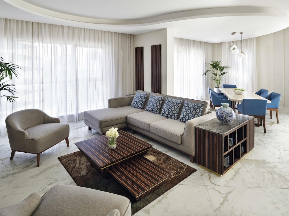Movenpick Hotel Apartments Downtown Dubai 43/64