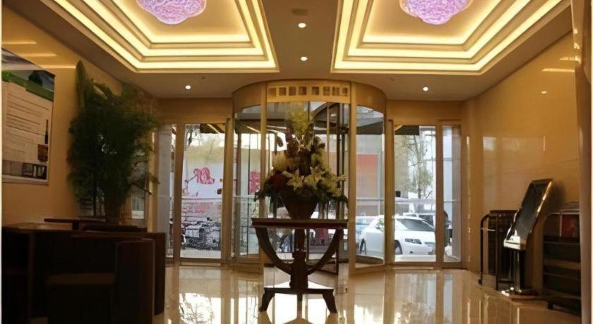 GreenTree Inn Jinan Quancheng Hotel 37/43