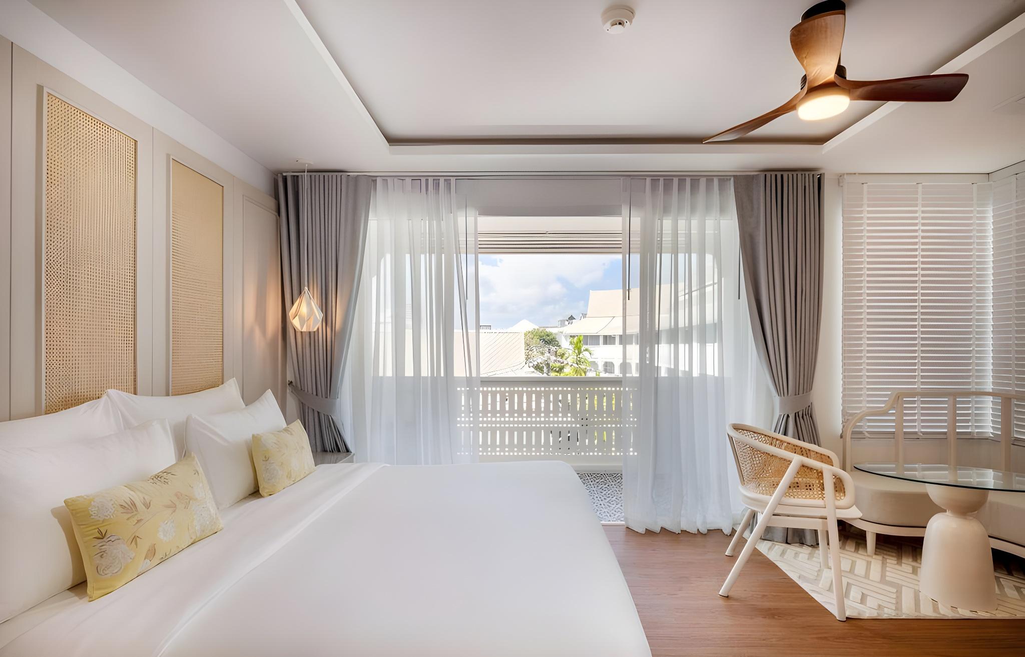 Suite, Double Bed, New Building, Corner
